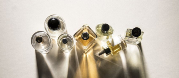 Layering olfactif : la technique parfum pour créer une odeur unique